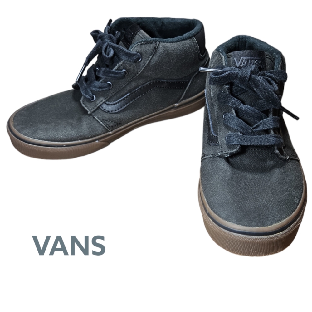 VANS Old Skool Mid-Top Shoe